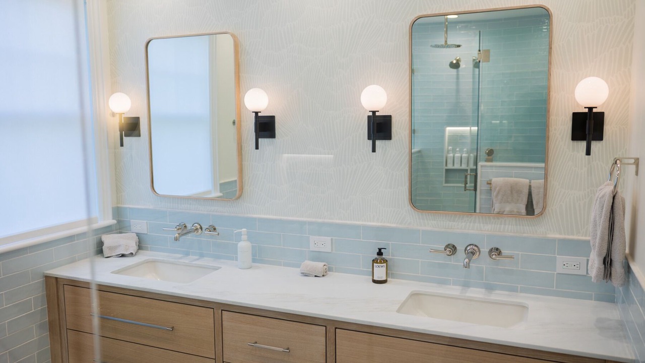 Photo of Bathroom in East Hampton North