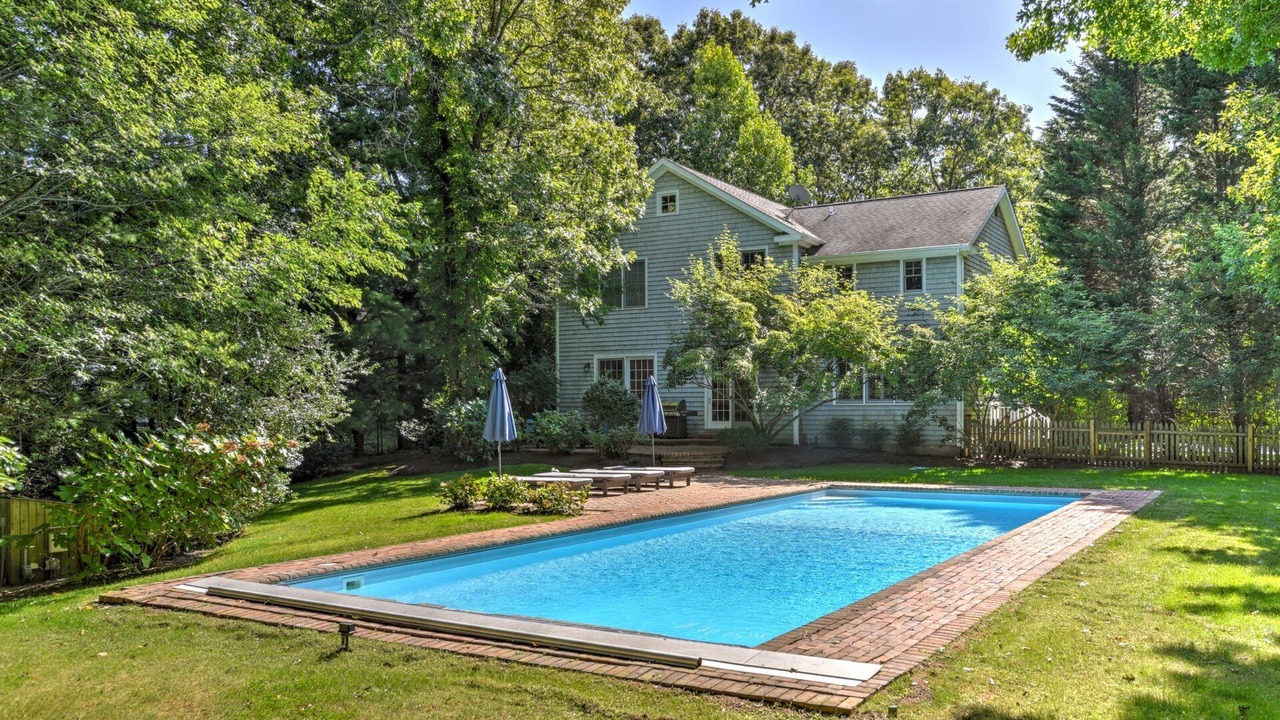 Photo of Outdoor in East Hampton North