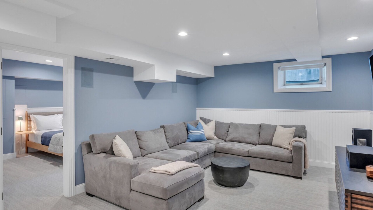 Photo of Livingroom in East Hampton North