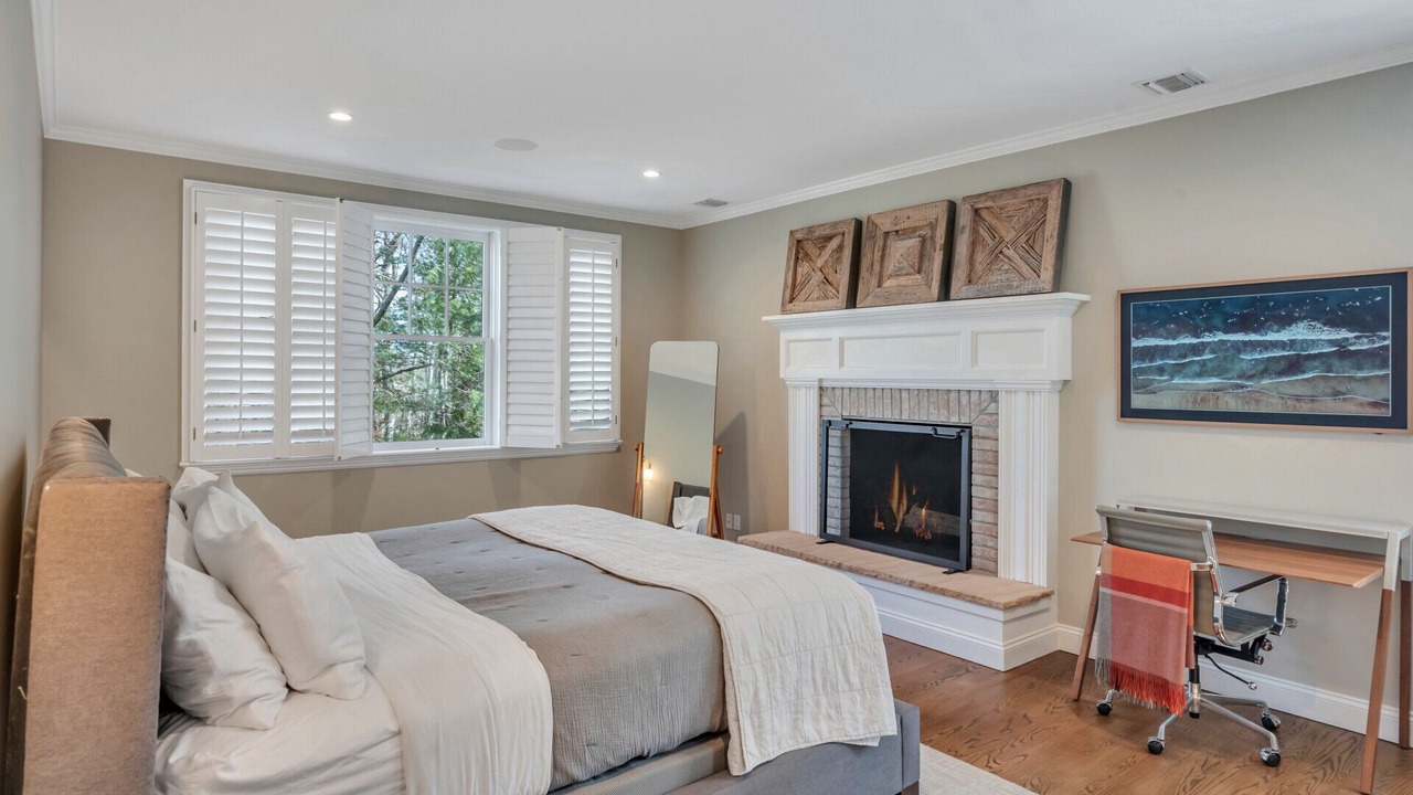 Photo of Bedroom in East Hampton North