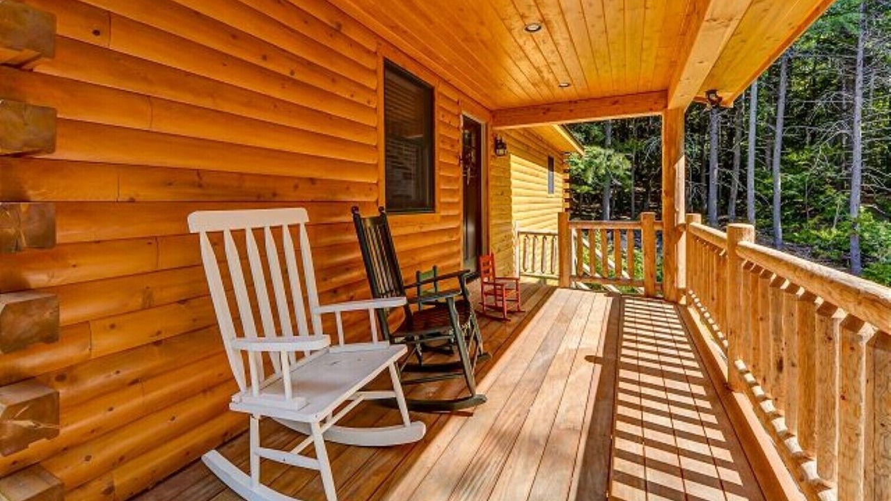 Photo of Patio Balcony in Intervale