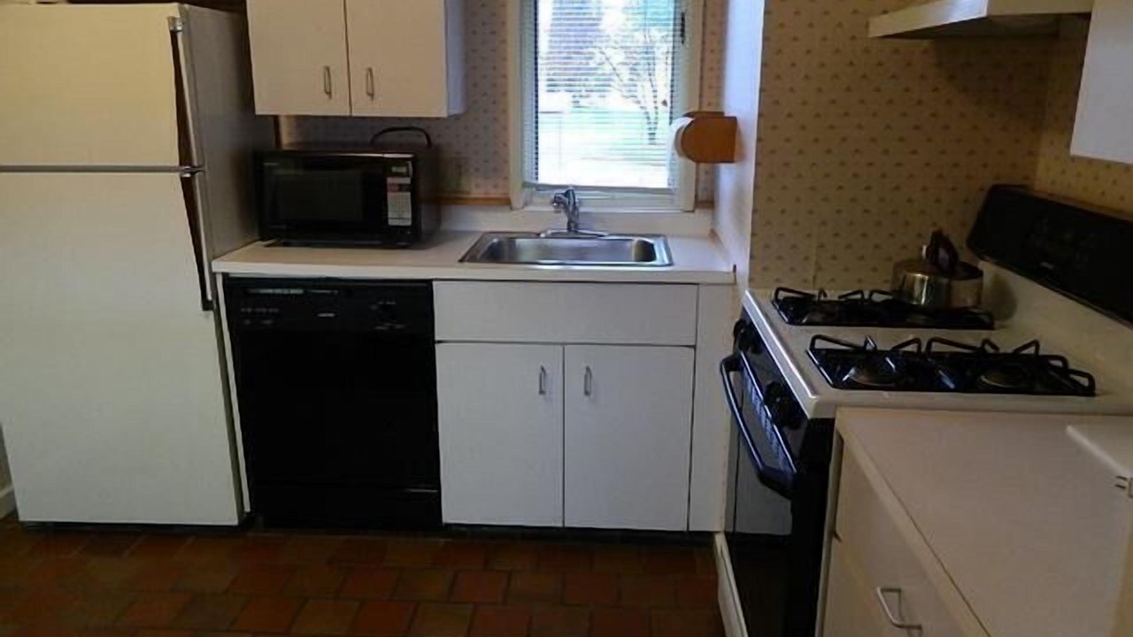 Photo of Kitchen in Stowe Area