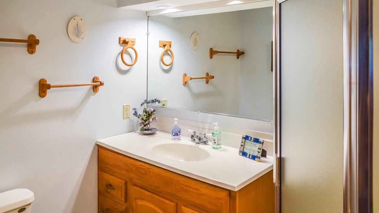 Photo of Bathroom in Inlet