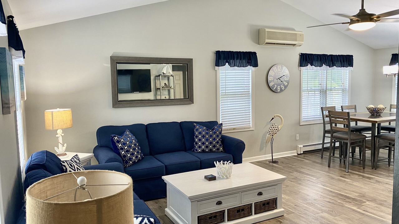 Photo of Livingroom in Teaticket