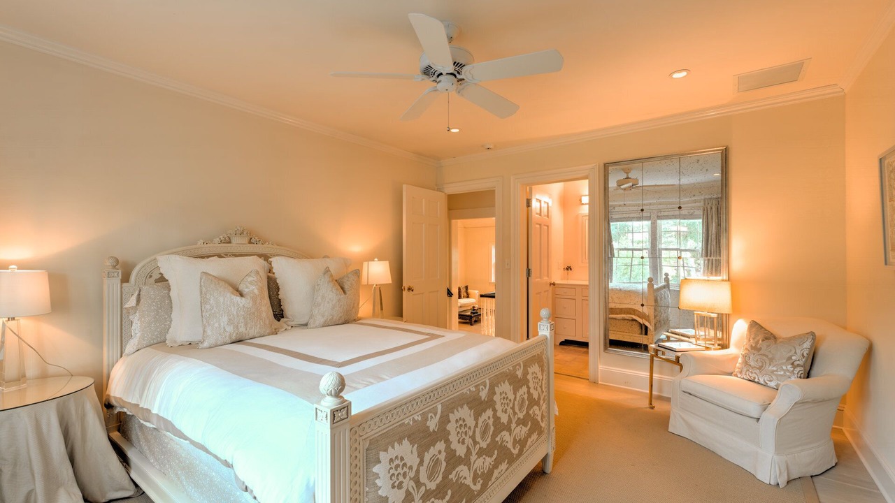 Photo of Bedroom in Village of Southampton