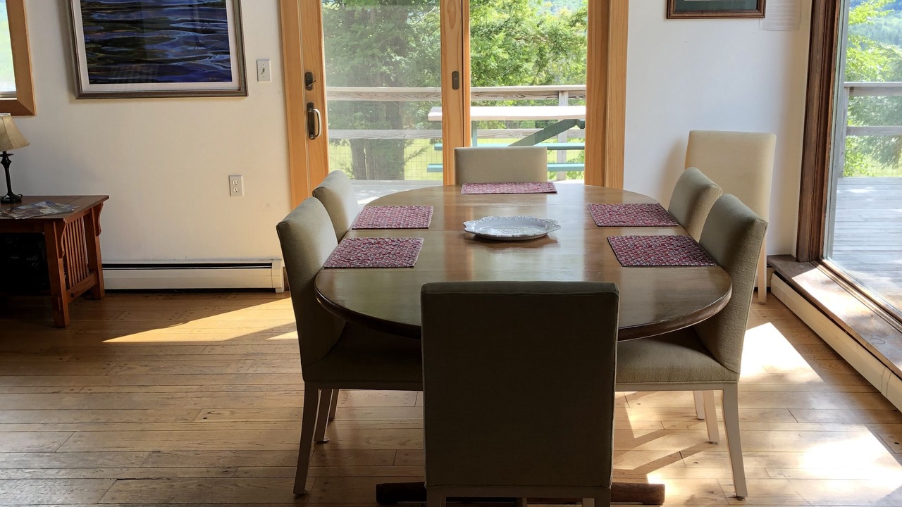 Photo of Livingroom in Danby