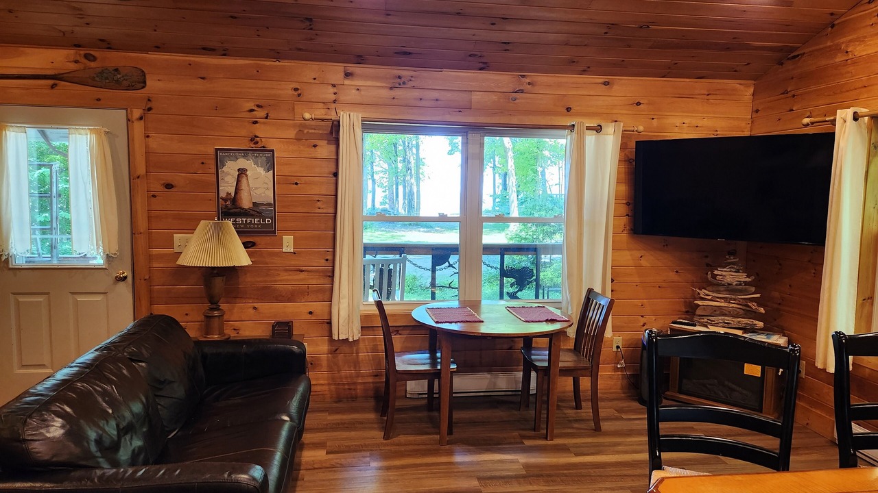 Photo of Livingroom in Chautauqua County