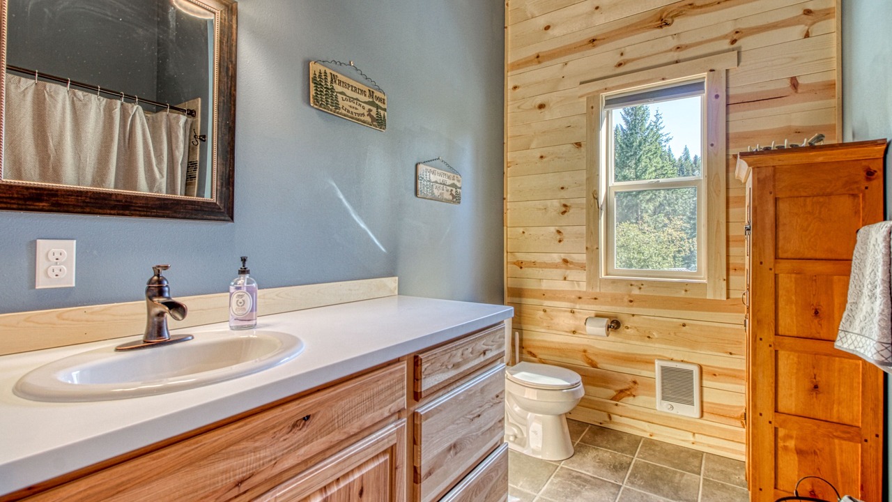Photo of Bathroom in Ardenvoir
