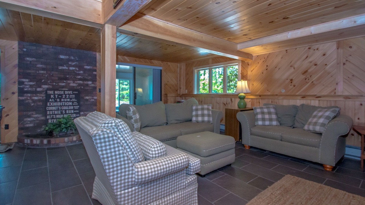 Photo of Bedroom in The Bluffs