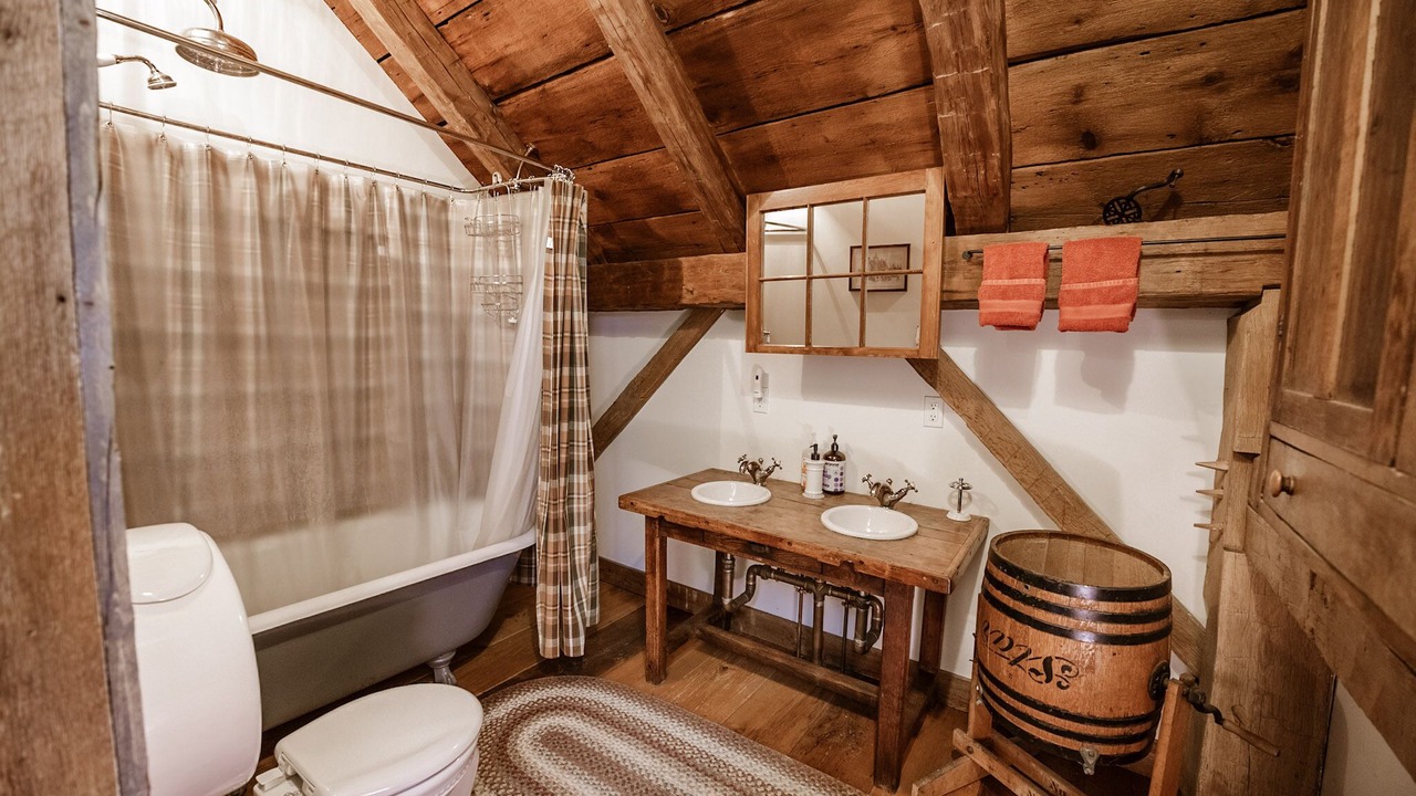 Photo of Bathroom in Morrisville