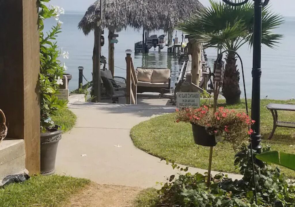 Photo of Others in Bacliff