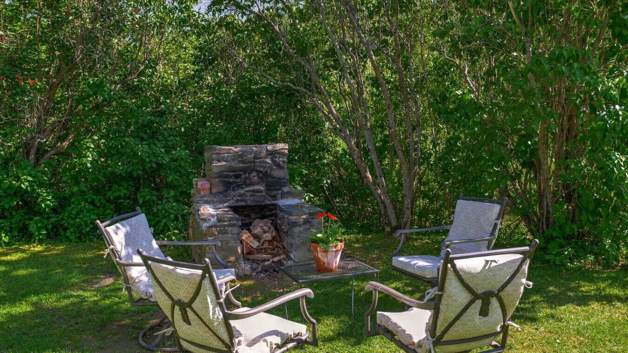 Photo of Outdoor in Woodstock