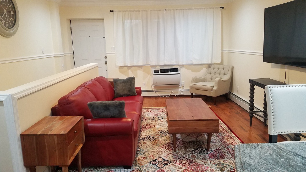 Photo of Livingroom in Queens