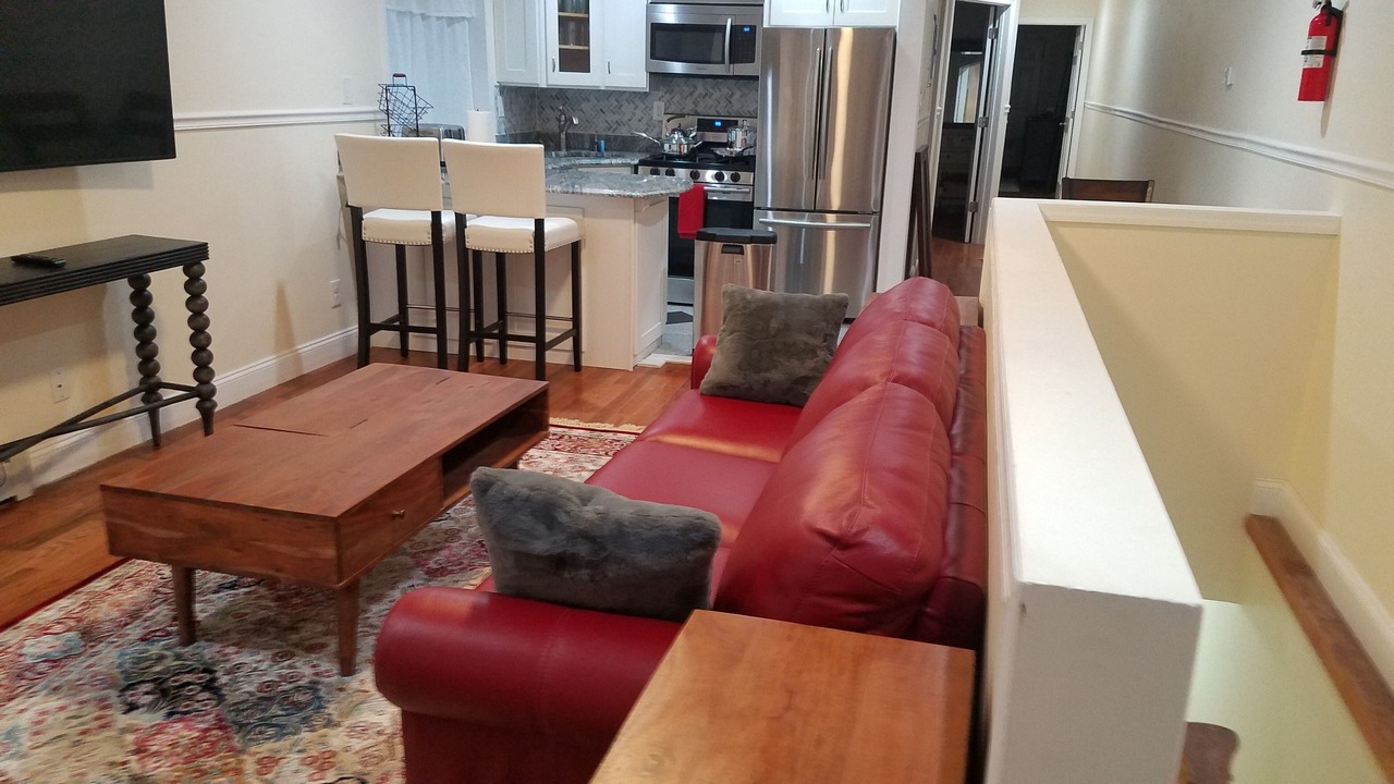 Photo of Livingroom in Queens