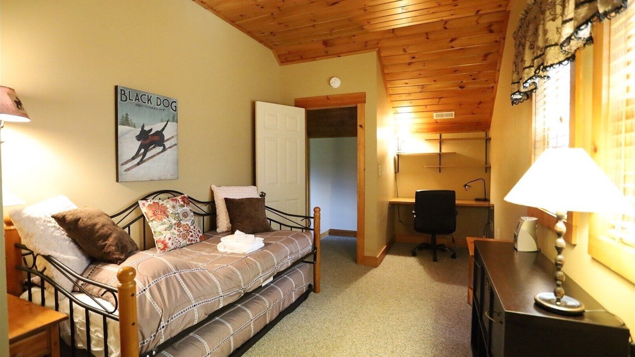 Photo of Bedroom in Thornton