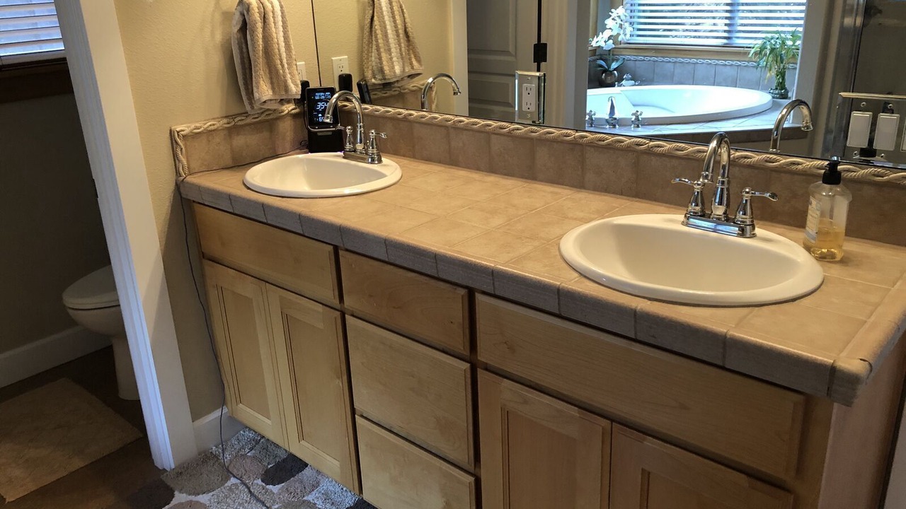 Photo of Bathroom in Westbrook Meadows