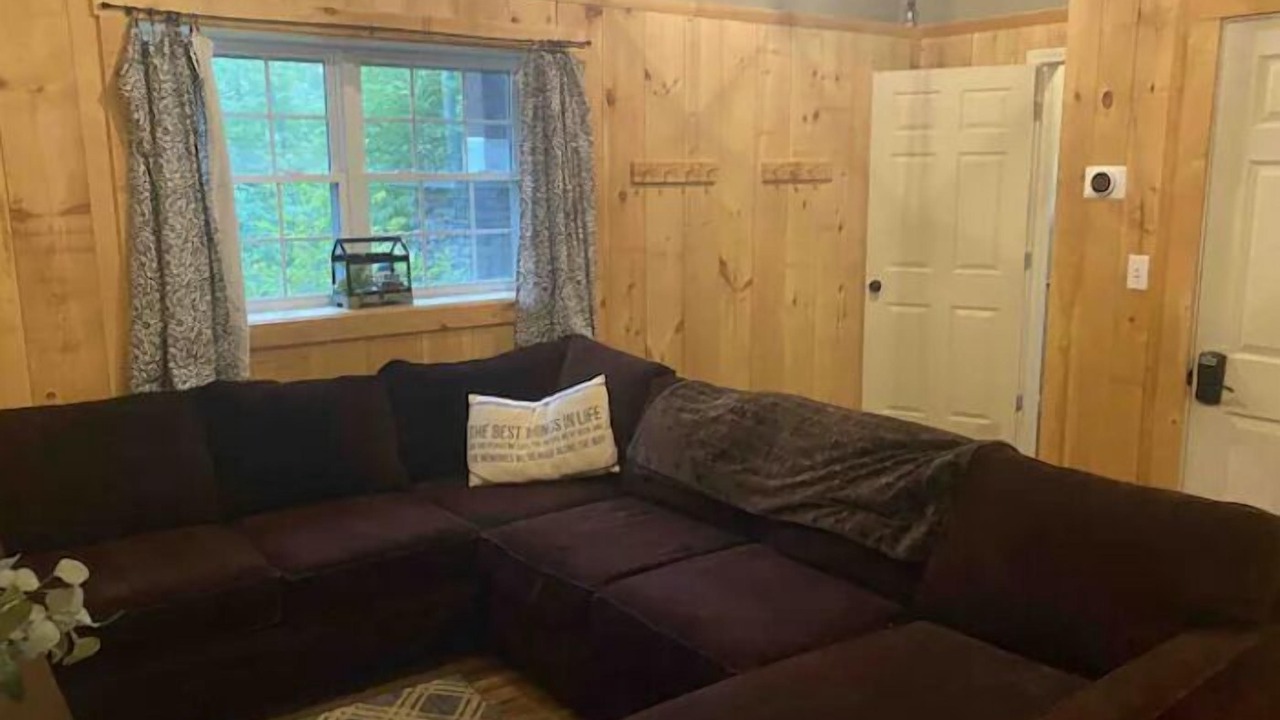 Photo of Livingroom in Thornton