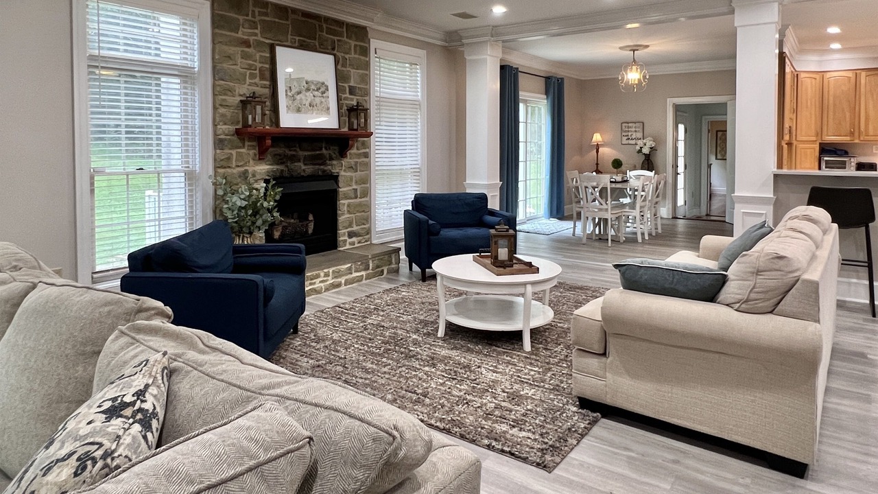 Photo of Livingroom in Halltown