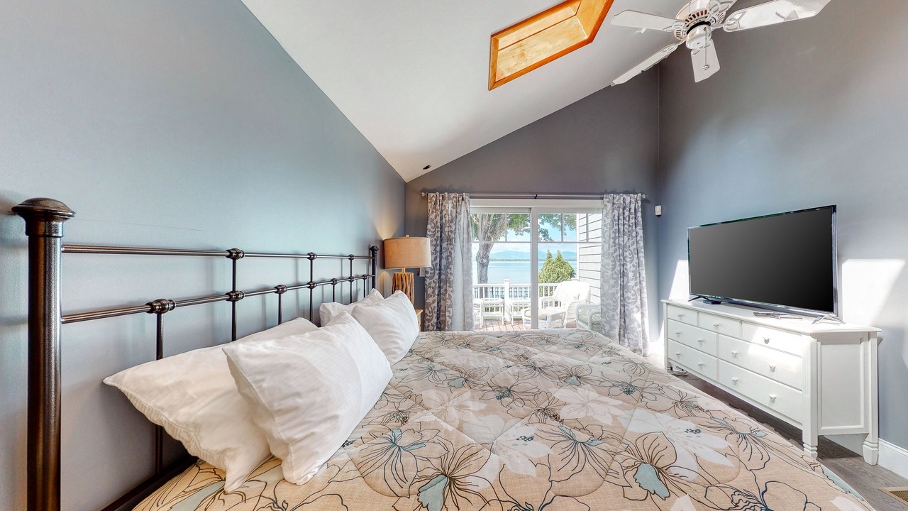 Photo of Bedroom in Center Ossipee