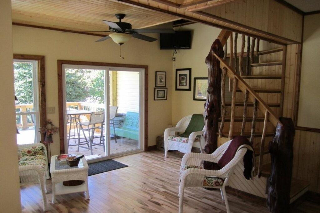 Photo of Livingroom in Ronceverte