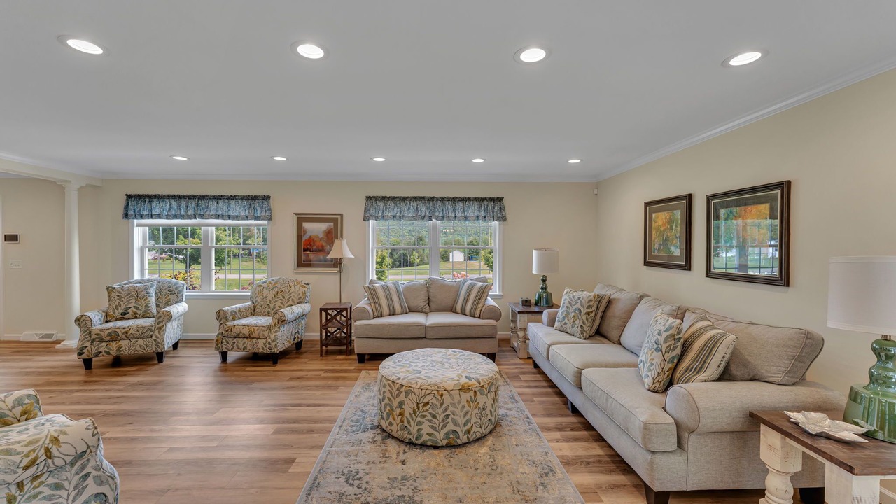 Photo of Livingroom in Cooperstown