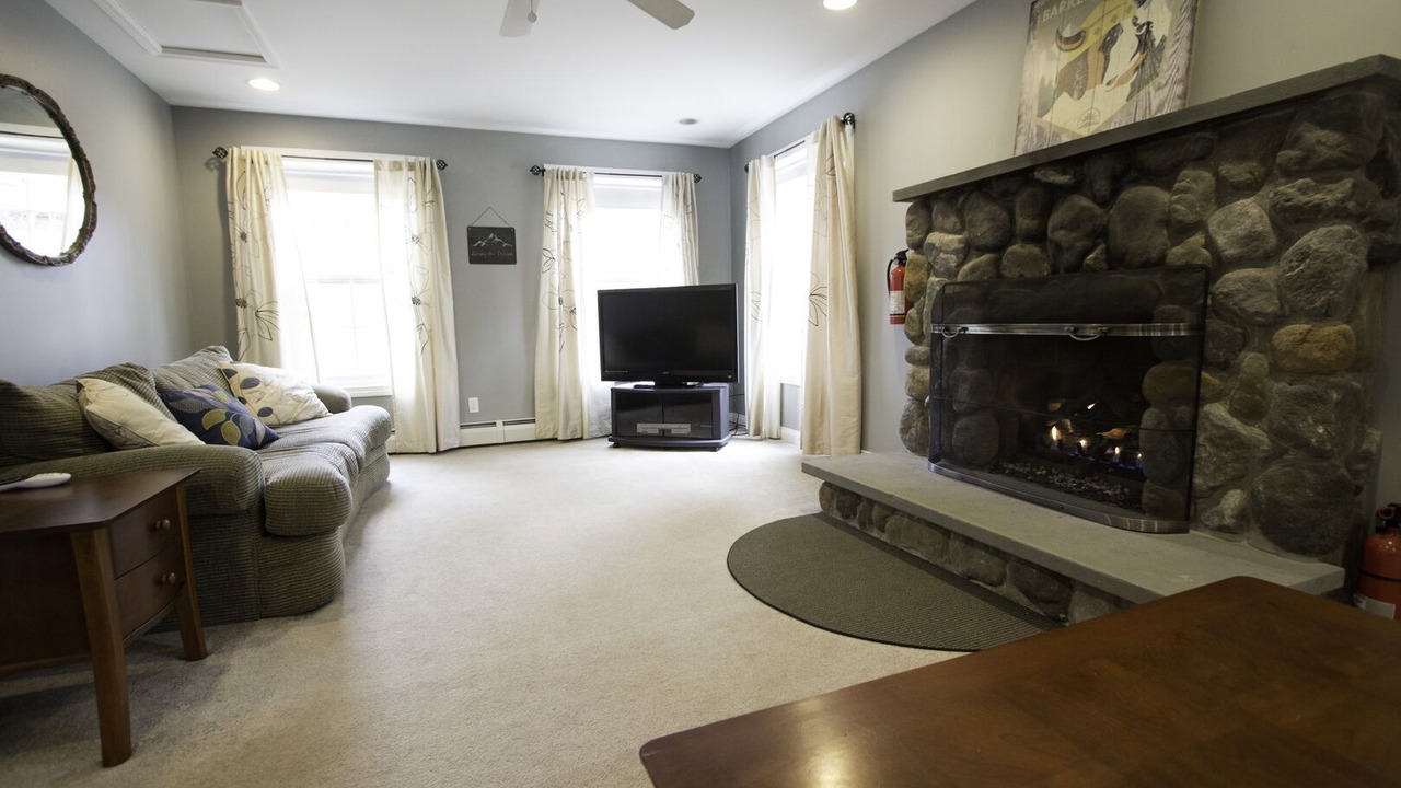 Photo of Livingroom in Sunday River Area