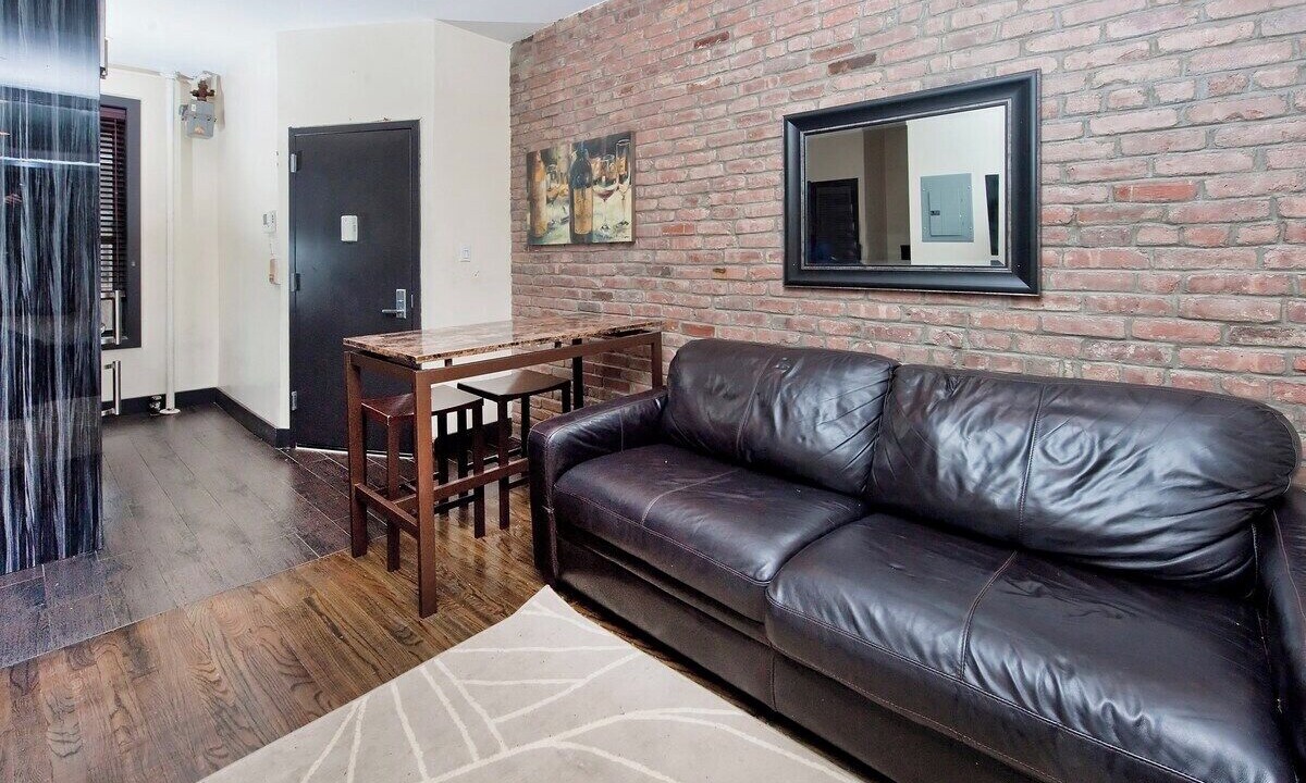 Photo of Livingroom in Rose Hill