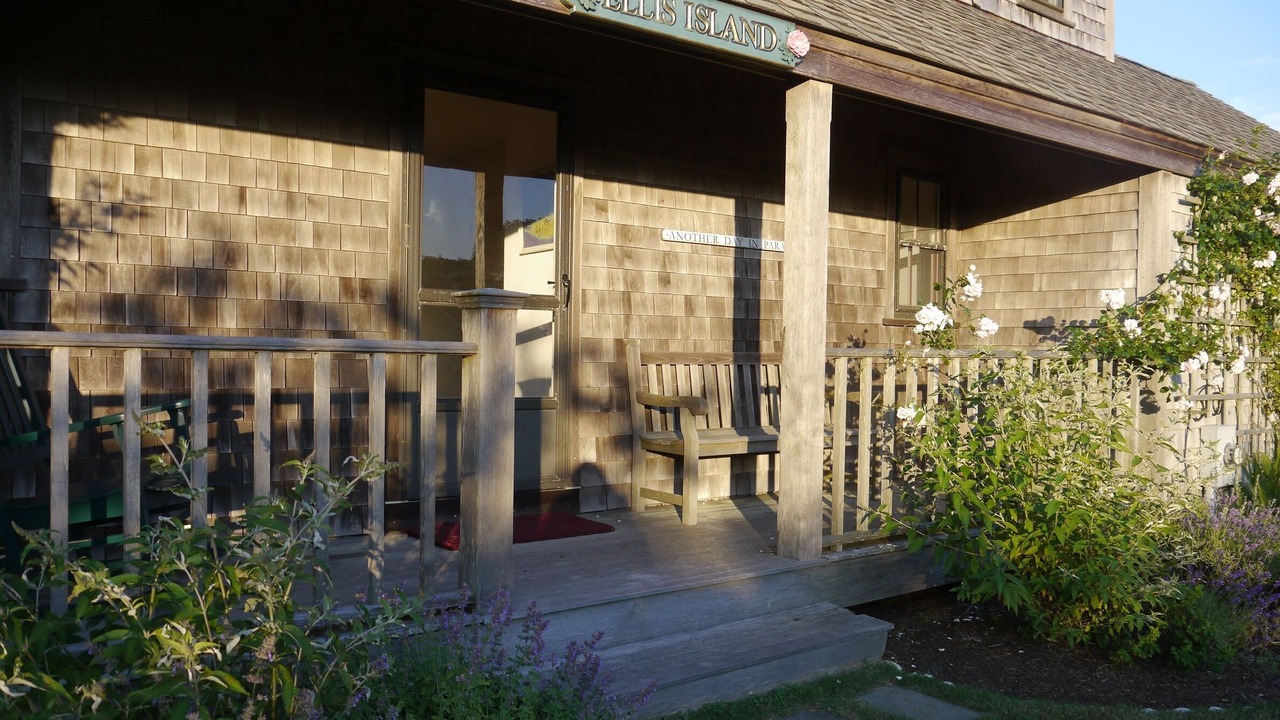 Photo of Outdoor in Tom Nevers