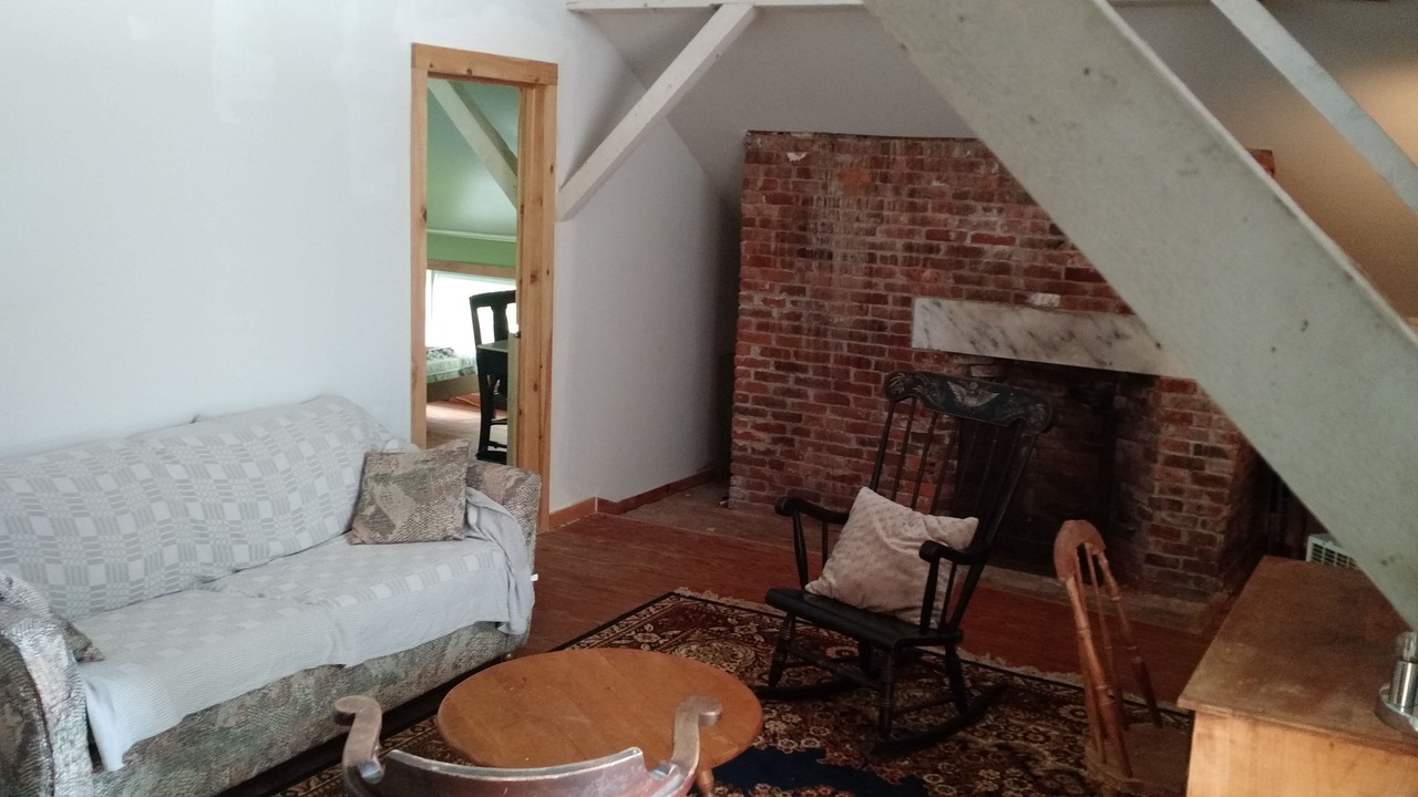 Photo of Bedroom in Town of Hebron