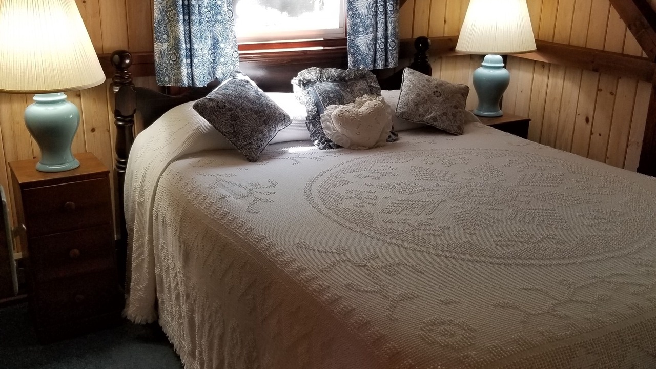 Photo of Bedroom in Hall Quarry
