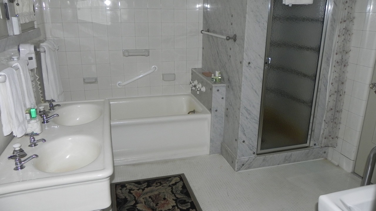 Photo of Bathroom in Hubbard
