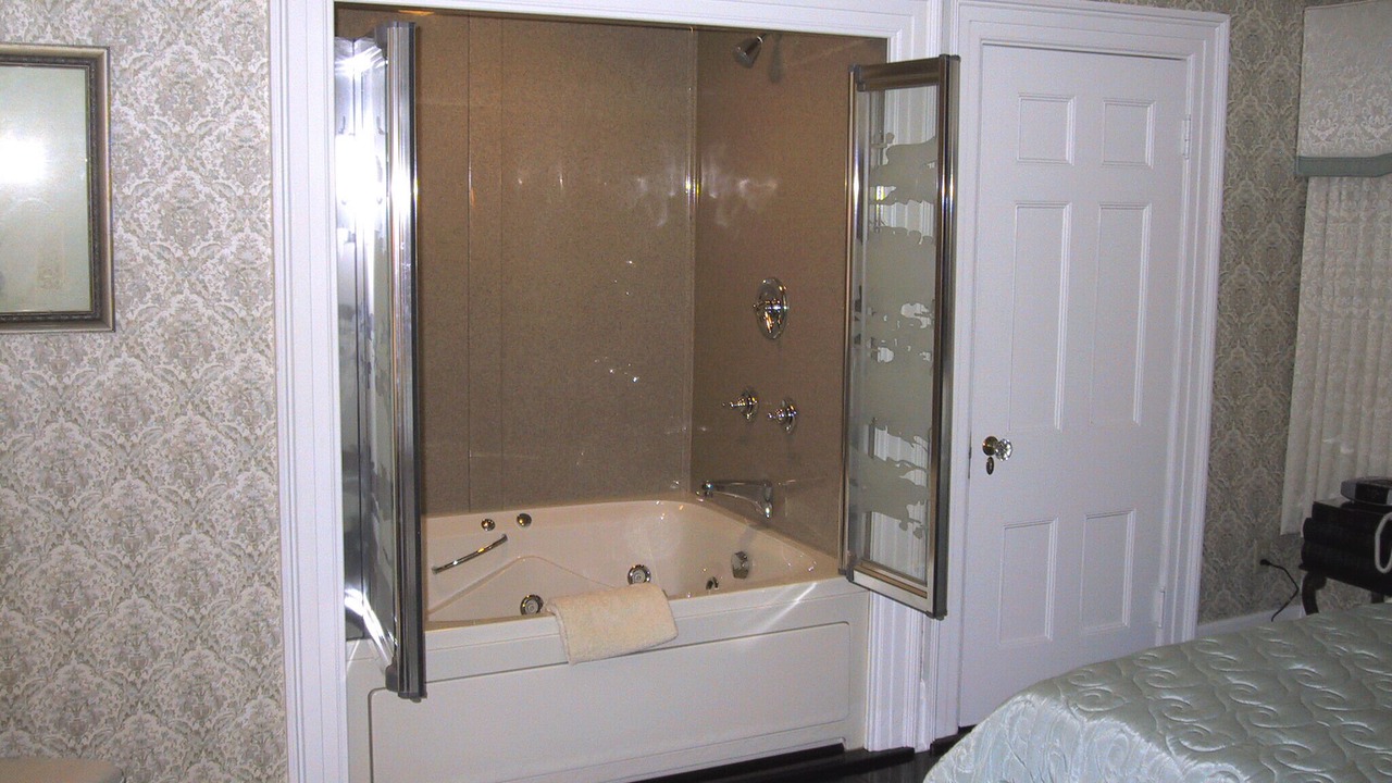 Photo of Bedroom in Hubbard