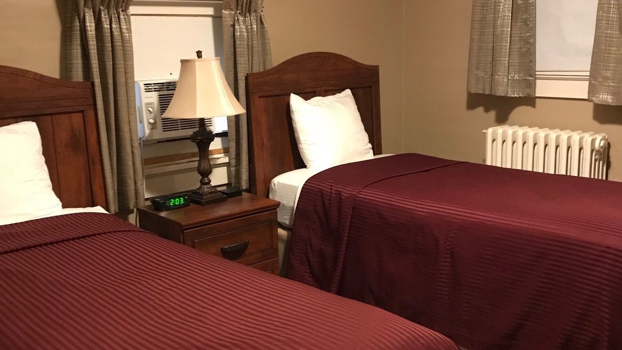 Photo of Bedroom in Hubbard