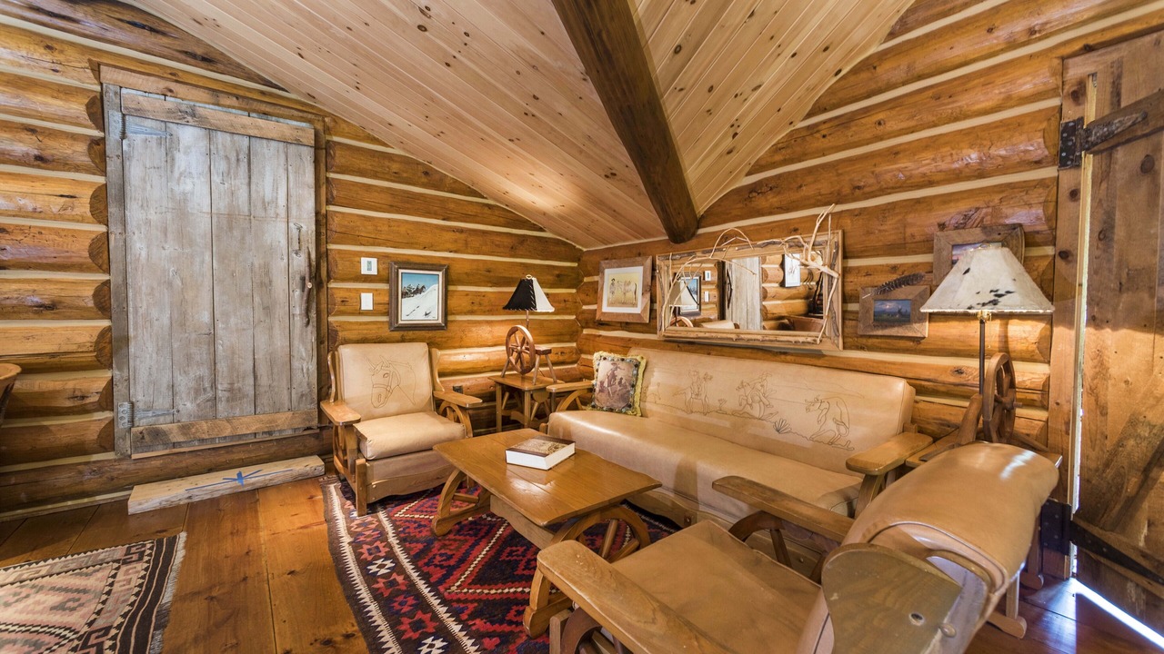 Photo of Livingroom in Water Mill