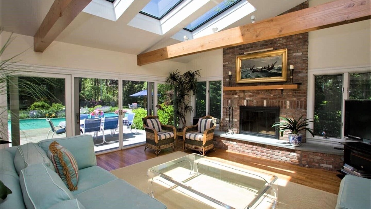 Photo of Livingroom in Shinnecock Hills
