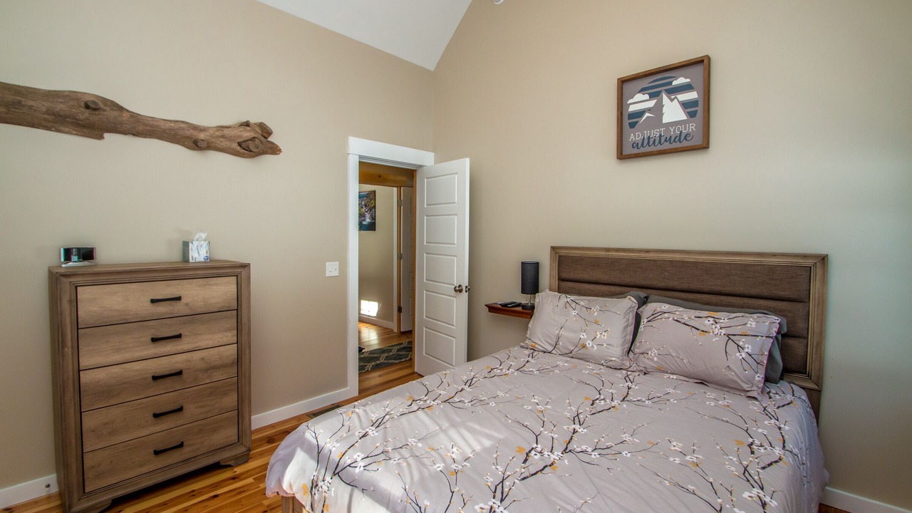 Photo of Bedroom in Intervale