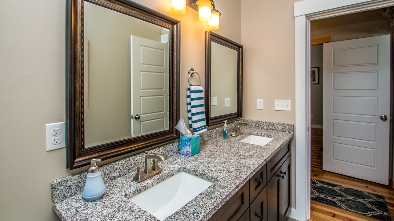 Photo of Bathroom in Intervale