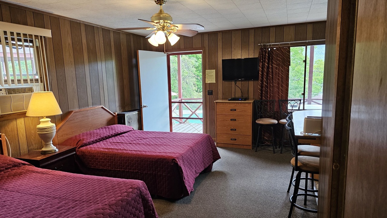 Photo of Bedroom in Lake George