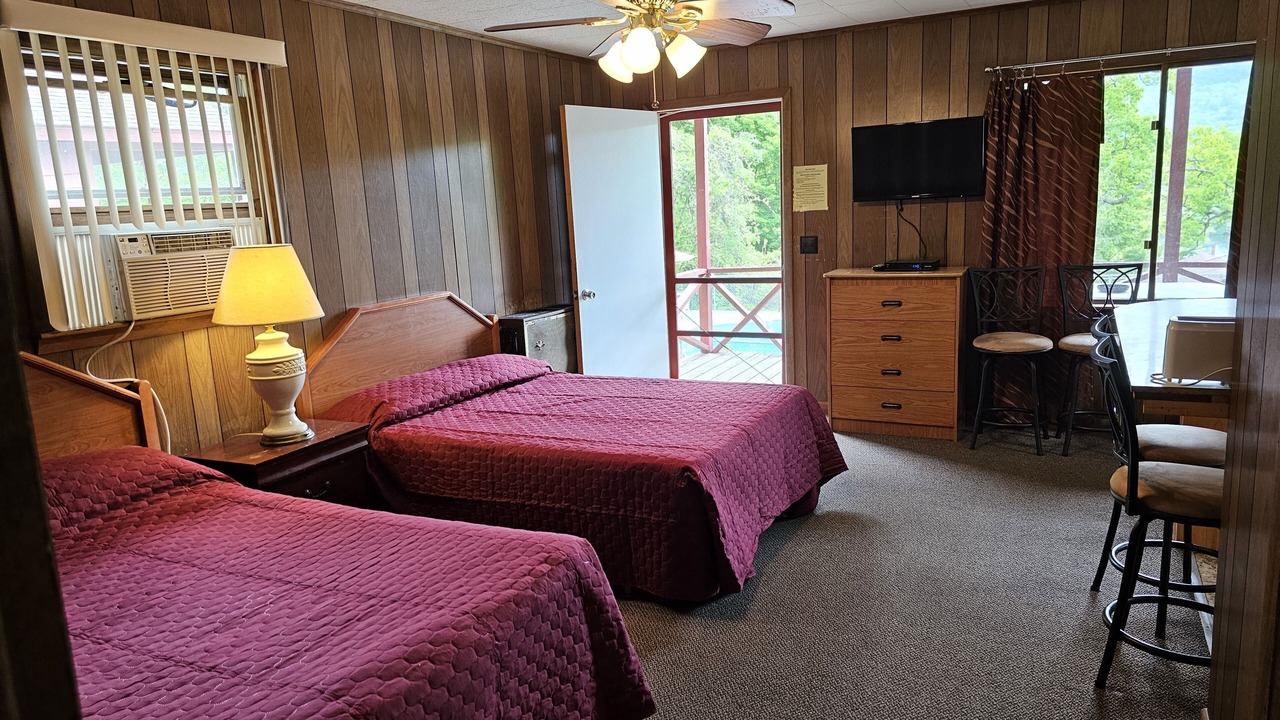 Photo of Bedroom in Lake George