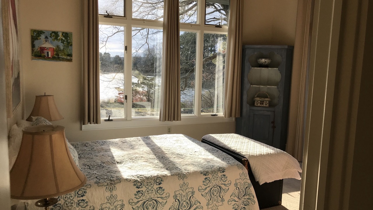 Photo of Bedroom in Tasley