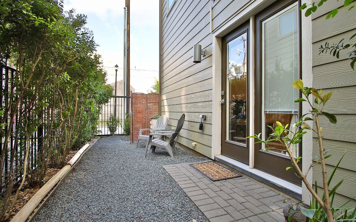 Photo of Patio Balcony in Midtown