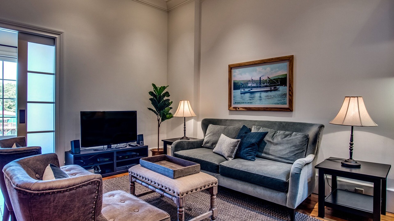 Photo of Livingroom in Penn Yan