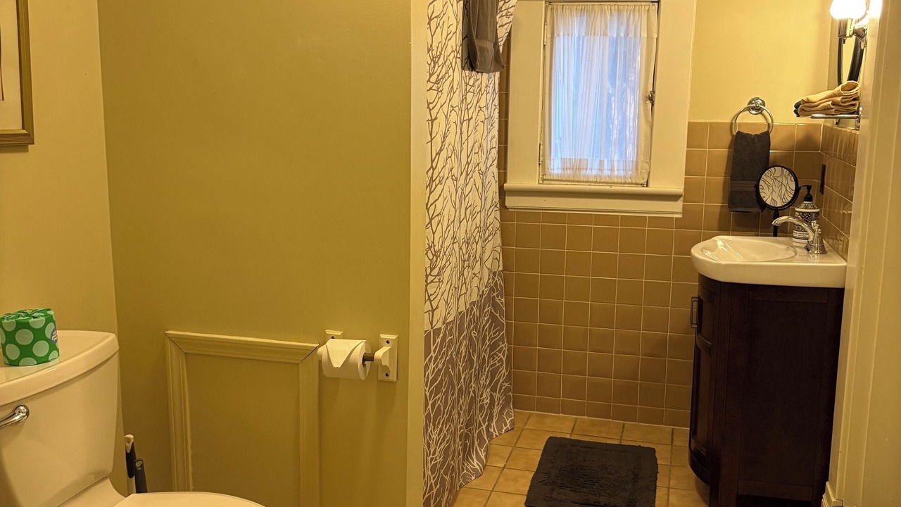 Photo of Bathroom in Lewisburg