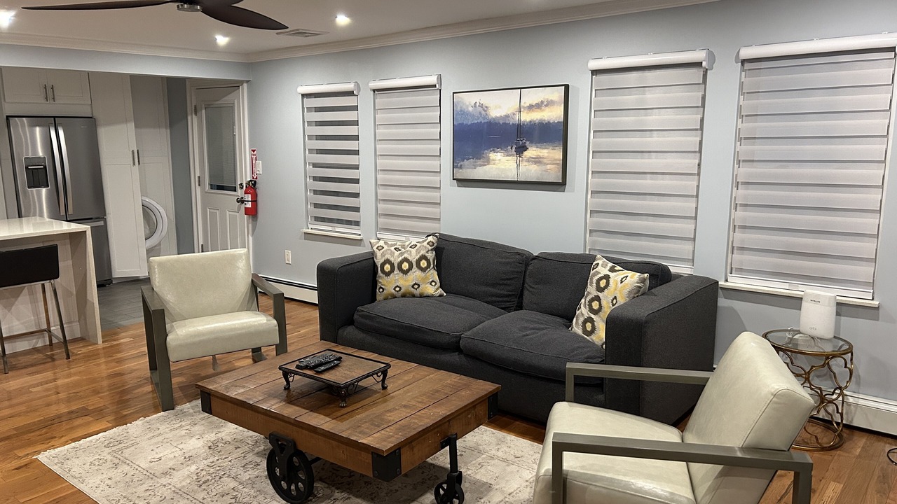 Photo of Livingroom in Long Branch