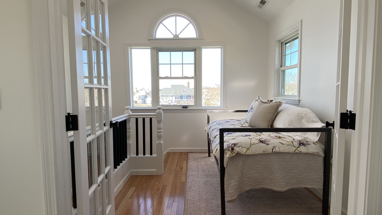 Photo of Bedroom in Westbrook Center