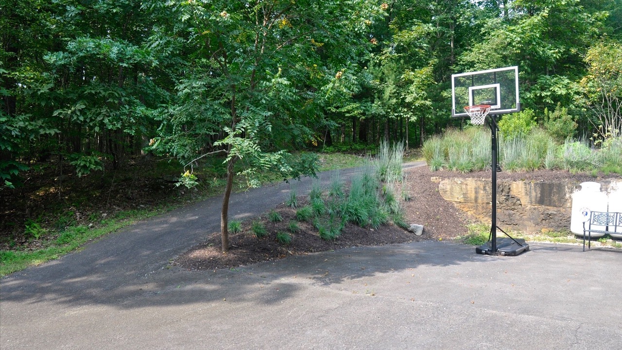 Photo of Others in West Hurley