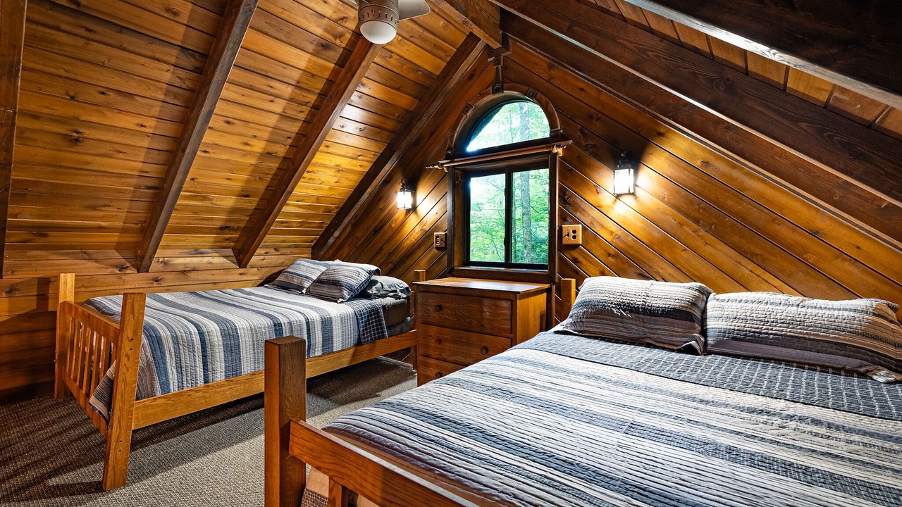 Photo of Bedroom in Lansing