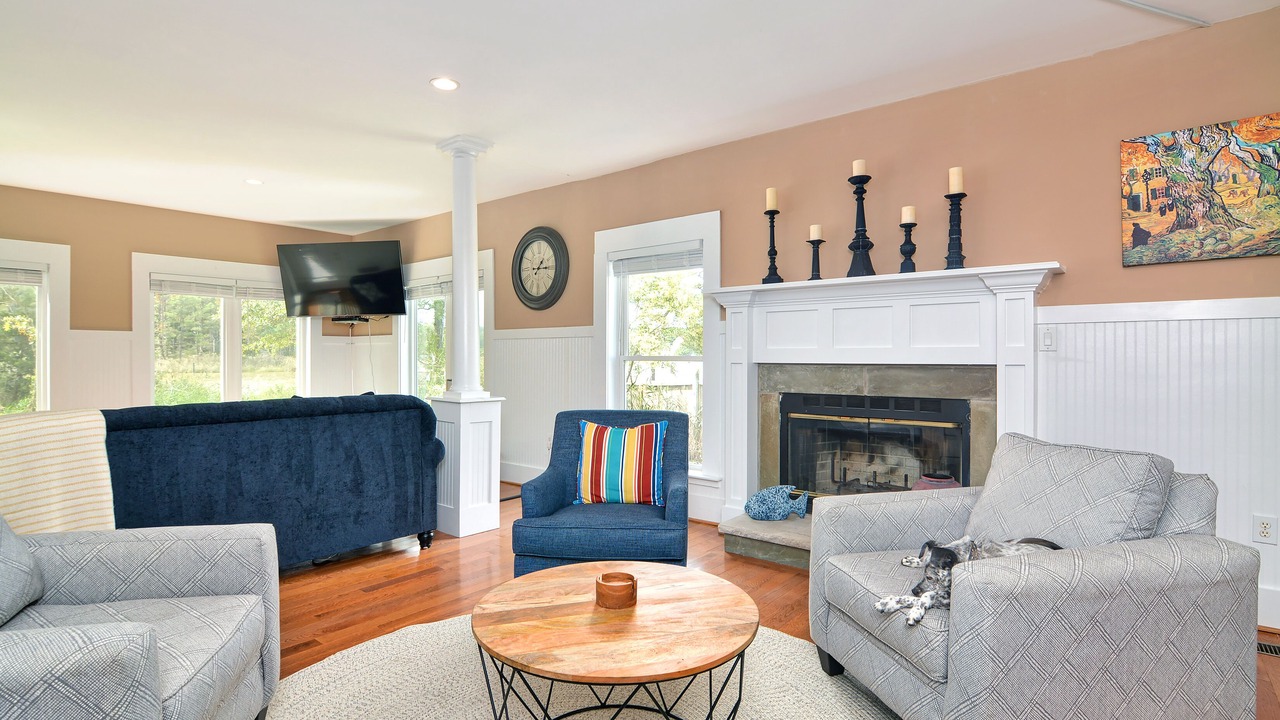 Photo of Livingroom in Cambridge