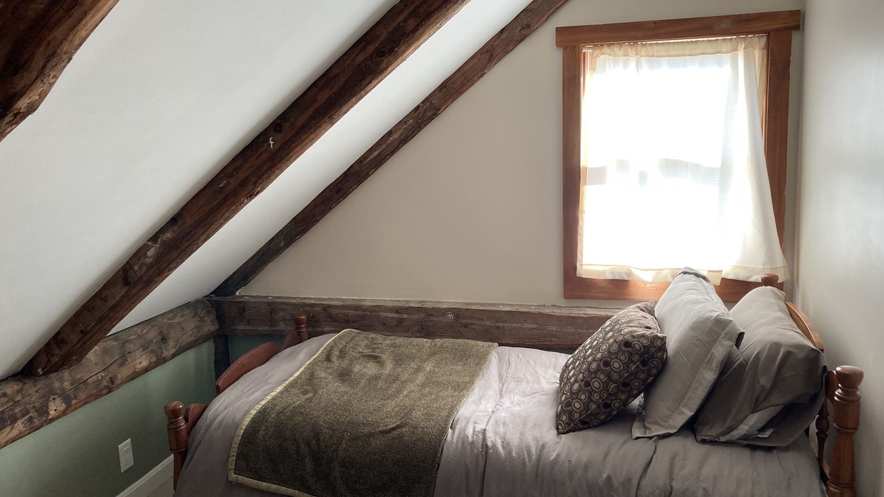 Photo of Bedroom in East Burke
