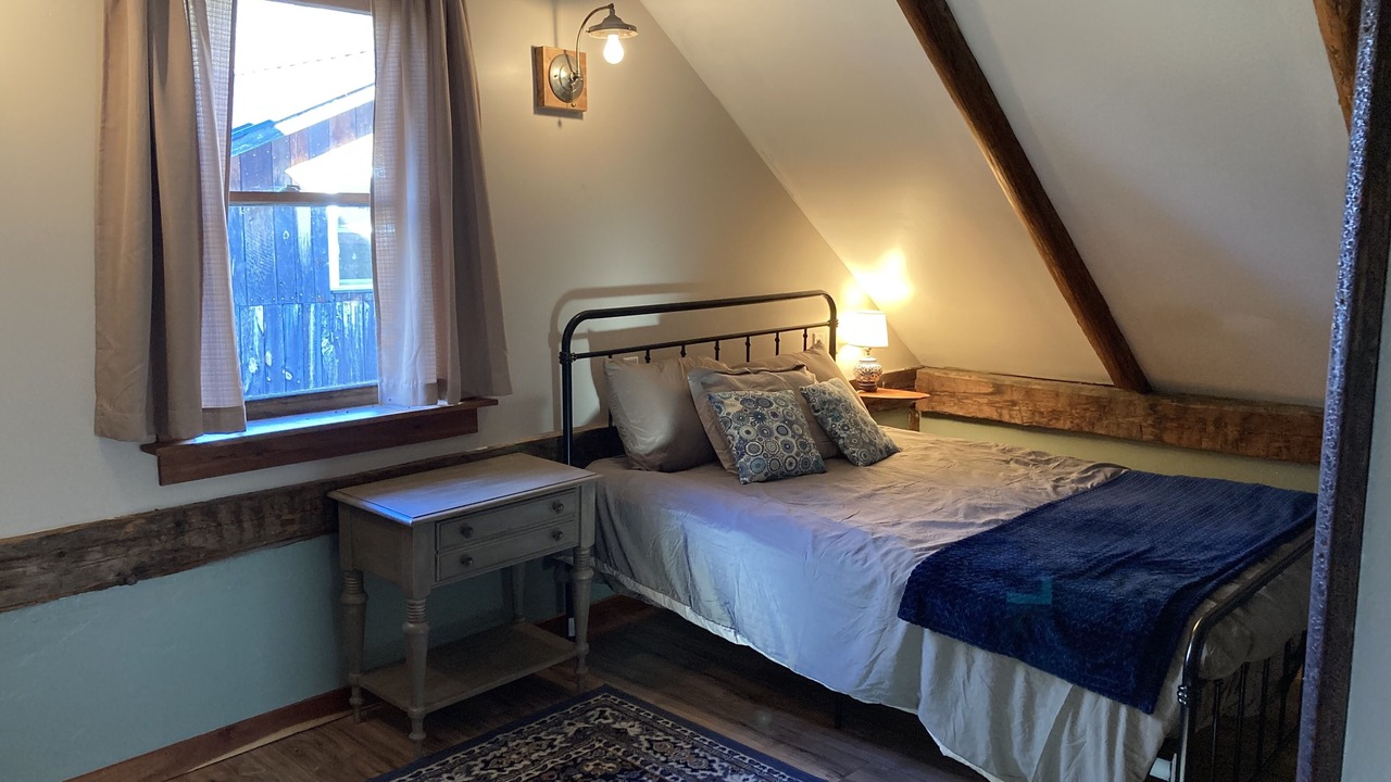 Photo of Bedroom in East Burke